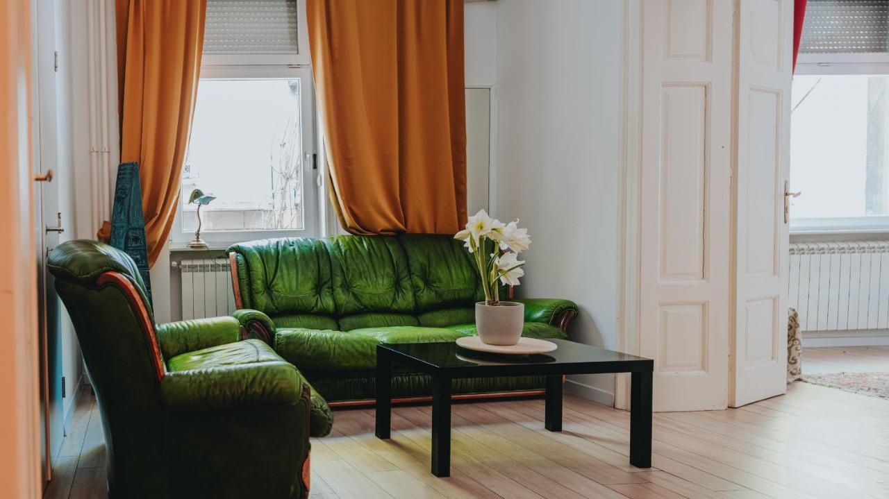 Salon Apartment In Dorcol Historical Belgrad Exterior foto